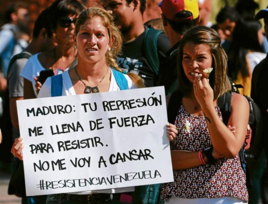 Maduro despacha soldados y aviones a ciudad San Cristóbal