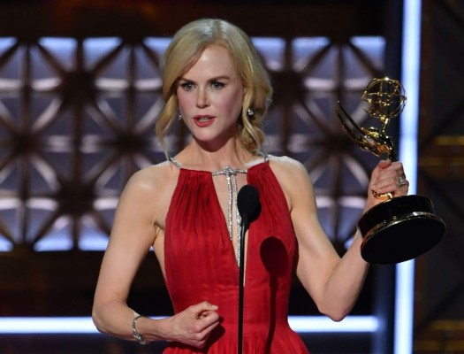 FOTOS: Así posaron los ganadores de los Premios Emmy 2017
