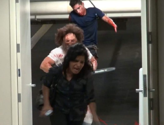 VIDEO: La broma de la masacre en un estacionamiento