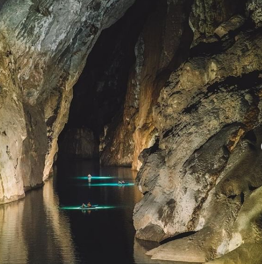 Son Doong, la cueva más grande del mundo con un paisaje espectacular y clima propio
