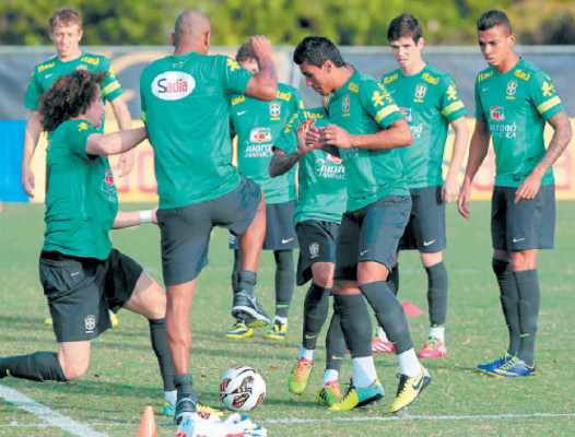 Neymar y Brasil, listos para Honduras