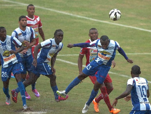 Victoria se despide con orgullo