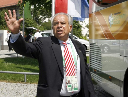 Muere en plena cancha del fútbol el histórico Aníbal el Maño Ruiz