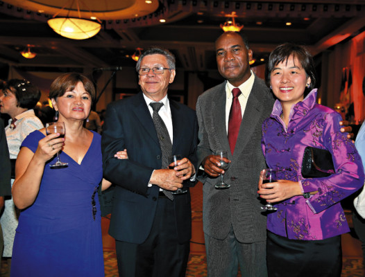 Festejan 102 aniversario de fundación de China (Taiwán)