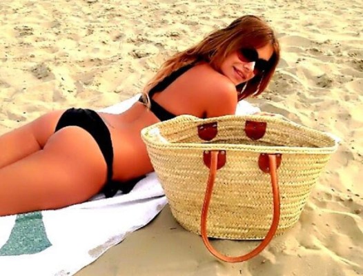 Chica Playboy revela que tuvo sexo con Mario Balotelli y su hermano