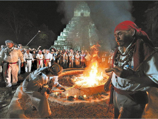 Chayanne recibió la bendición de chamanes mayas