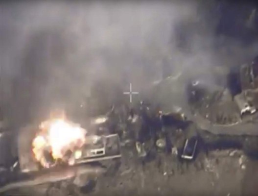 Rusia se suma a Francia al atacar bastiones de EI