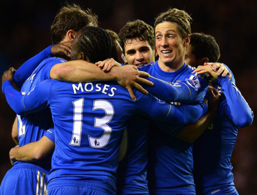 Primer triunfo del Chelsea de Benítez