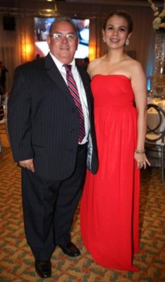 Triunfal despedida para los seniors de The Mayan School