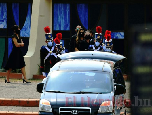 Las 12 imágenes del último adiós al expresidente Rafael Leonardo Callejas