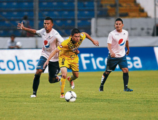 Empate 1-1 en el estadio Nacional