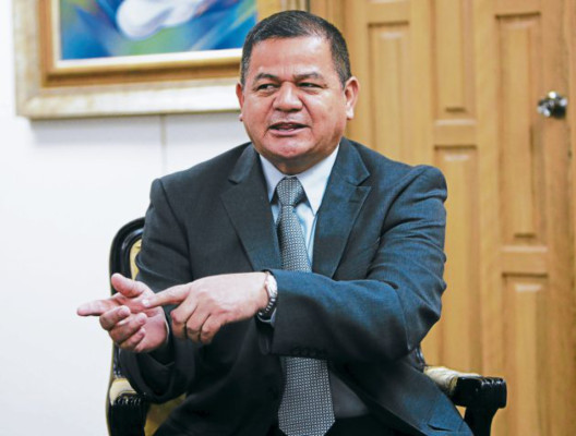 Romeo Vásquez solo espera fallo del TSE para lanzarse