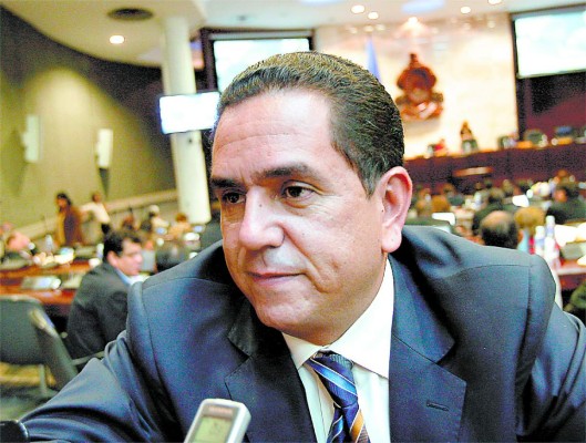 Rechazan moción de diputado del Pac