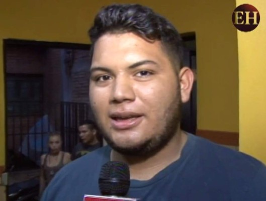 Un saludo a los míos desde las famosas 'alitas de la Alemán” &nbsp;&nbsp;