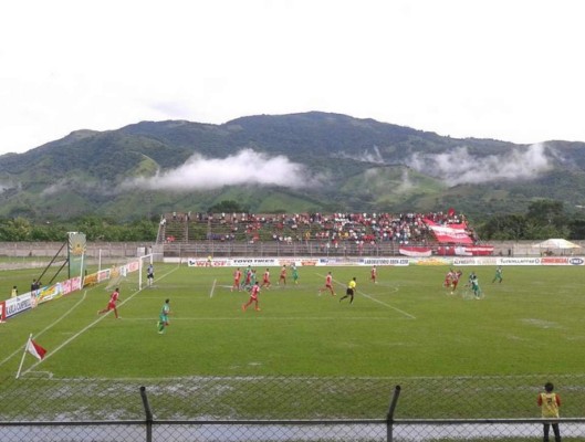 Marathón-Real Sociedad termina con polémica