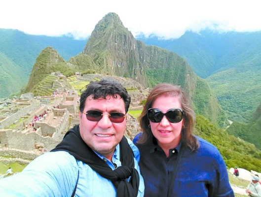 Cirujano plástico y teniente coronel, Omar Mejía: 'Si lo sueña... lo va a tener”