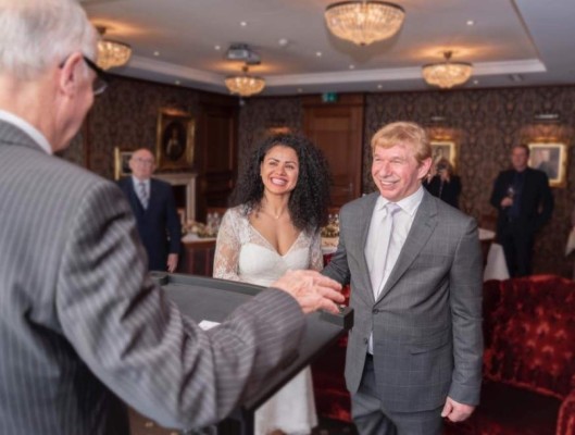 Viviane Obenauf, la exboxeadora acusada de golpear hasta la muerte a su pareja