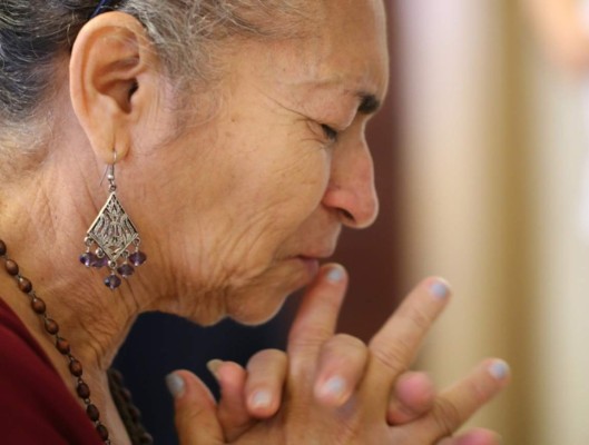 Conmoción y fervor frente al Manto de Turín en Tegucigalpa