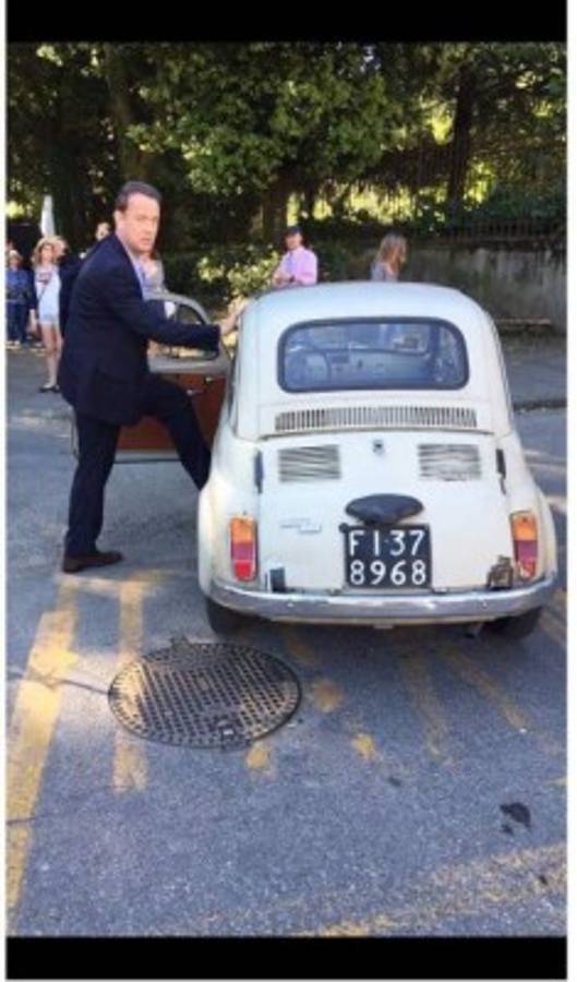 Reúnen dinero en Polonia para regalarle un Fiat 126p a Tom Hanks