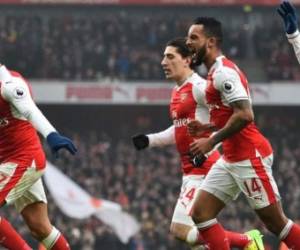 El Arsenal se colocó este sábado en el tercer puesto de la clasificación provisional de la Premier League. Foto: AFP