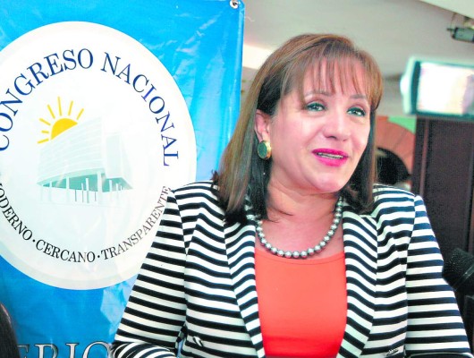 PN celebra con obras sociales aniversario
