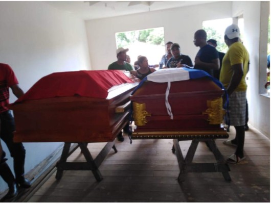 Sepultan restos de comunicador social y a su esposa asesinados en Puerto Lempira (FOTOS)