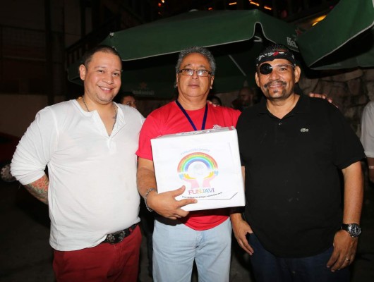 La Cantina se vistió de solidaridad