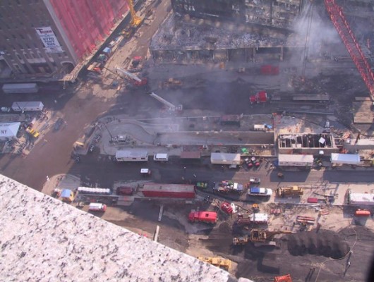 Publican fotos inéditas del ataque a Torres Gemelas que fueron tomadas por obrero (Parte I)