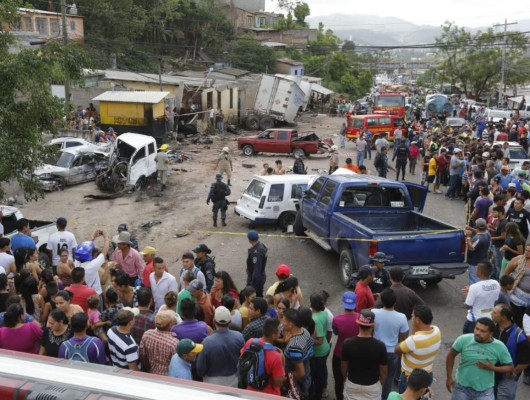Rastra sin frenos deja muerte y destrucción en la salida a Danlí