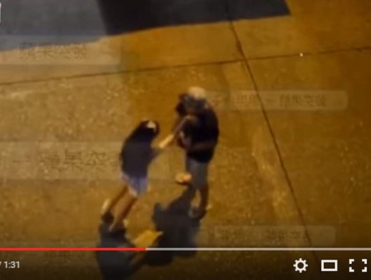 Joven es humillado por su novia