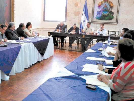 Irregularidades en Educación cuestan 200 millones a Honduras
