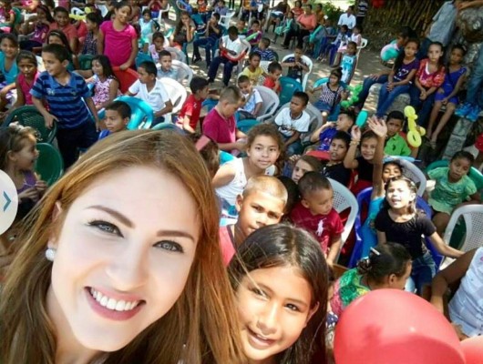 Kritza Pérez, la diputada que saca suspiros en el Congreso