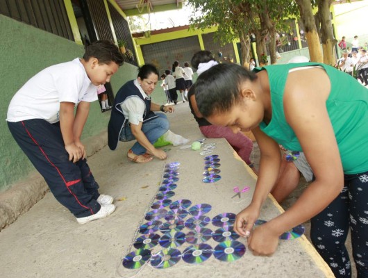 Arduas jornadas ecológicas en centros escolares