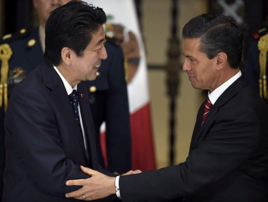 Shinzo Abe firmó varios pactos con Peña Nieto