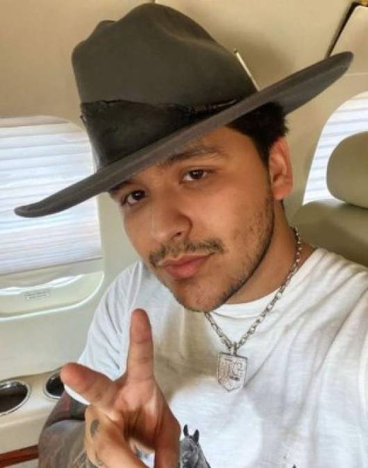 Así es Christian Nodal, el cantante de regional mexicano que enamoró a Belinda