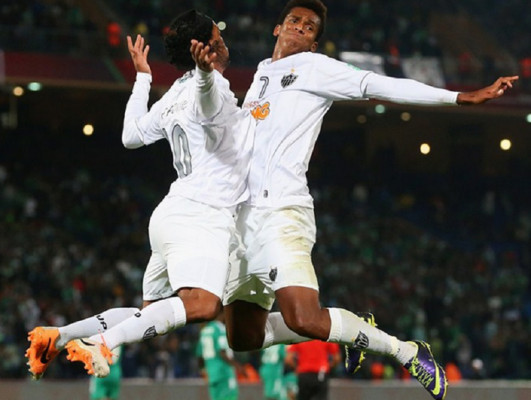 VIDEO: El golazo de Ronaldinho en el Mundial de Clubes