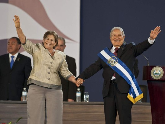 Salvador Sánchez Cerén jura como presidente de El Salvador