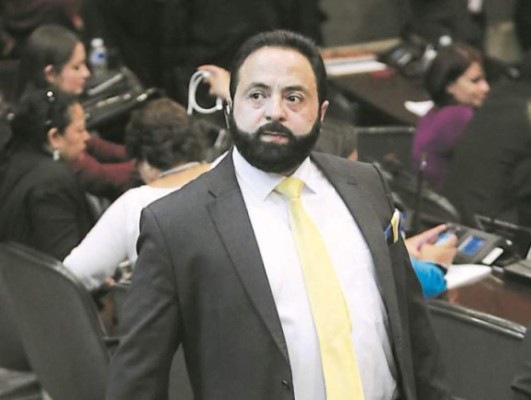 Luis Redondo envía último mensaje a diputados 'traidores': 'Los invito a reflexionar su voto'&nbsp;&nbsp;