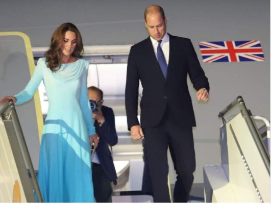 FOTOS: Los looks de Kate Middleton durante su visita a Pakistán