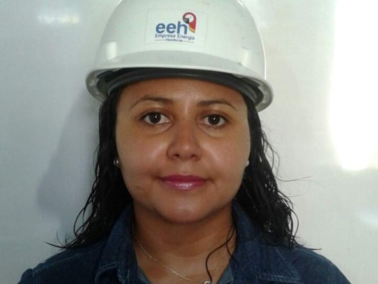 Una tonelada de papel y cartón recicló EEH como empresa responsable con el medio ambiente