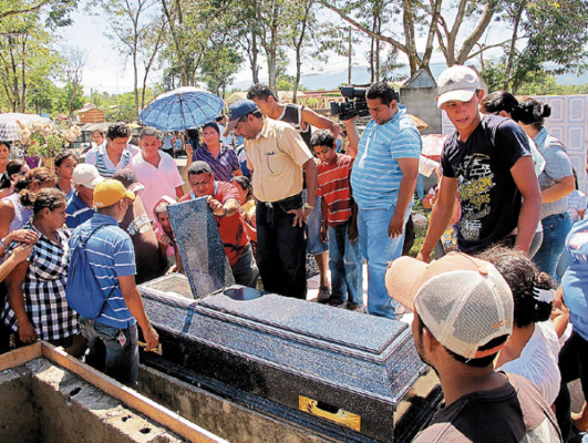Repudio e indignación en sepelio de periodista en Honduras