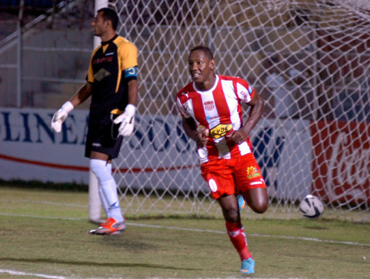 Vida ganó el clásico al Victoria y festejó bailando Harlem Shake