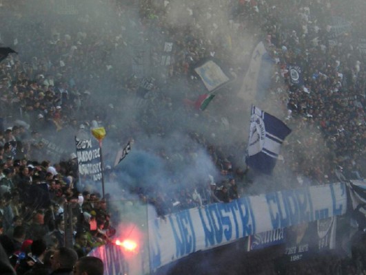Prisión para ocho ultras del Nápoles por muerte de un seguidor