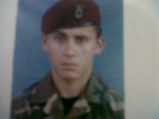 Policía pide colaboración para capturar a sospechosos