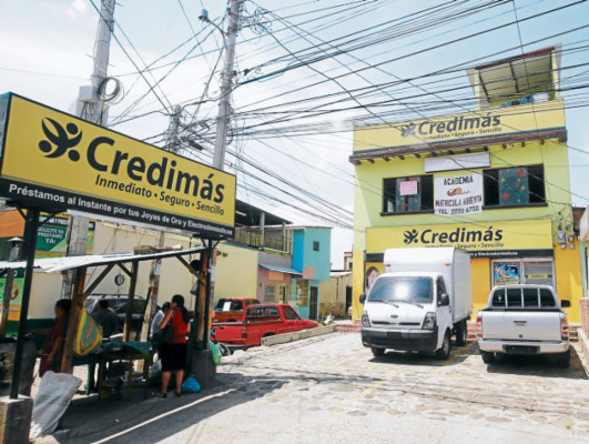 57% de capitalinos no logran recuperar artículos empeñados