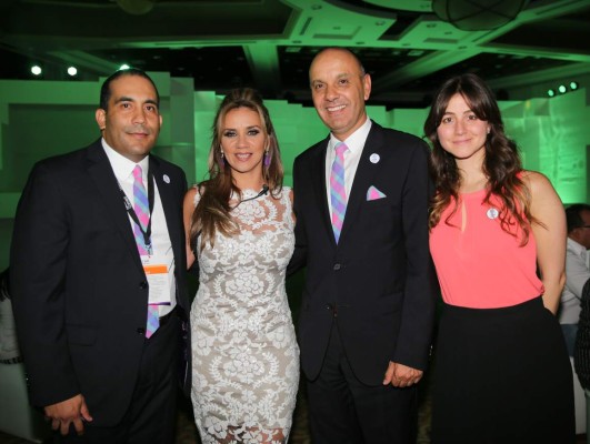 Coctel de lanzamiento de Cable y Wireless