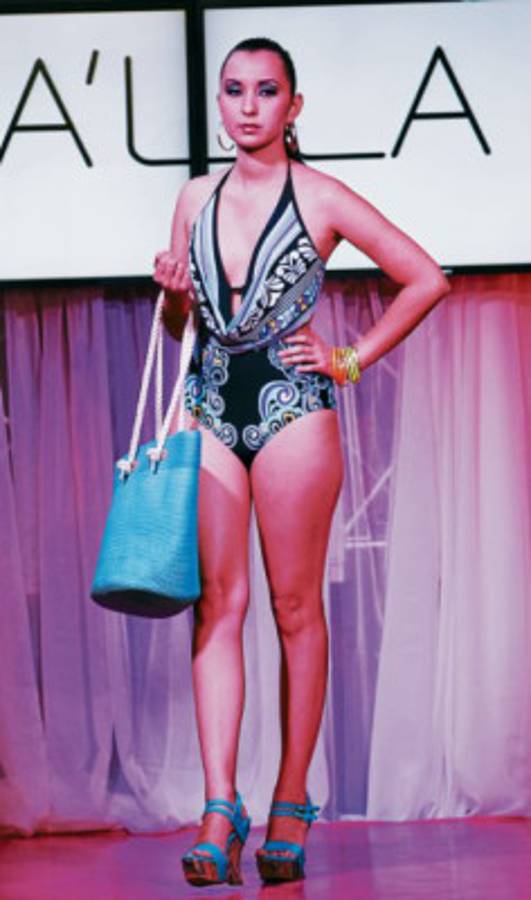 Navega por el interesante mundo cibernético de la moda y la belleza