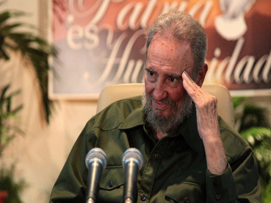 Una semana después, Fidel Castro habla de Chávez