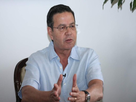 Rafael Callejas sugiere privatizar aduanas