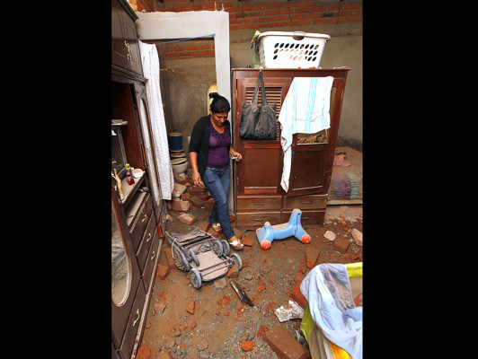 Tres heridos al caer roca sobre una vivienda en Comayagüela